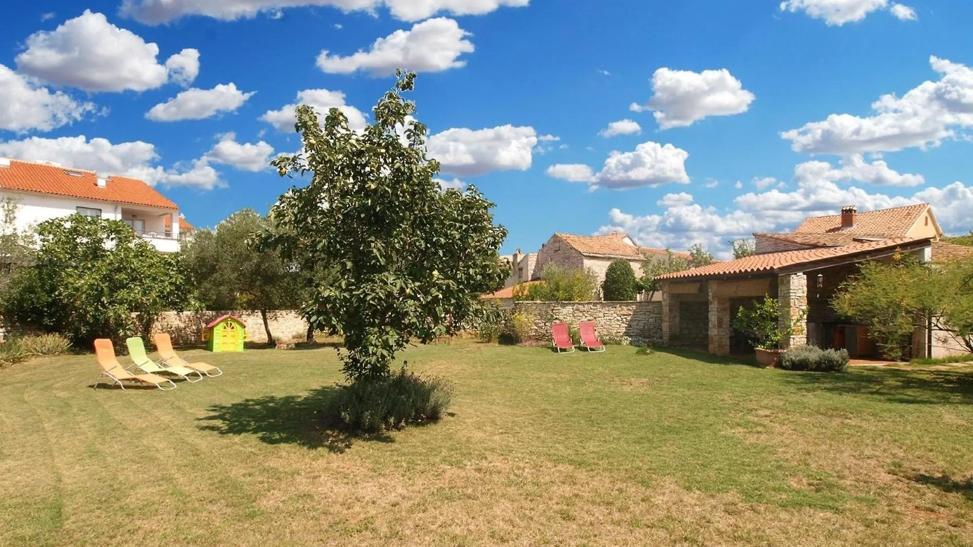 Ferienhaus Fuer 8 Personen Ca 110 Qm In Peroj, Istrien Istrische Riviera Vakantiehuis